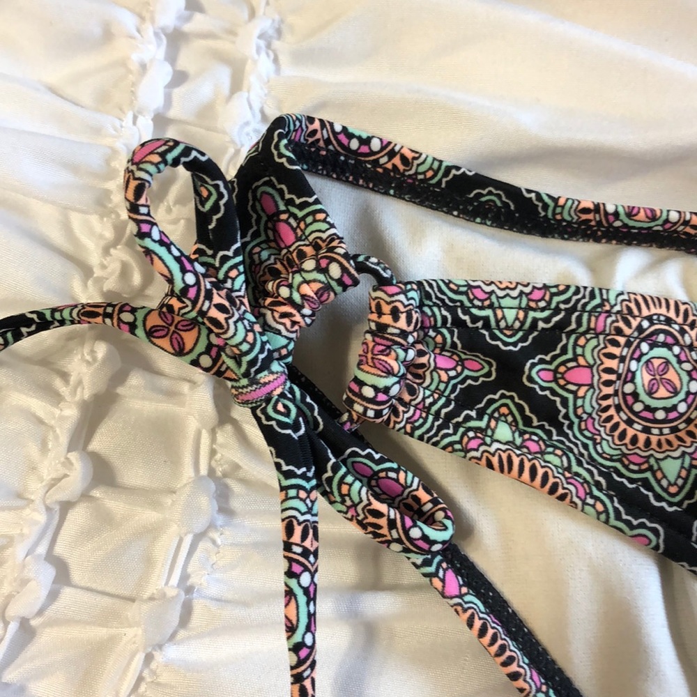 Pattern Bikini 👙 - Picture 4 of 5